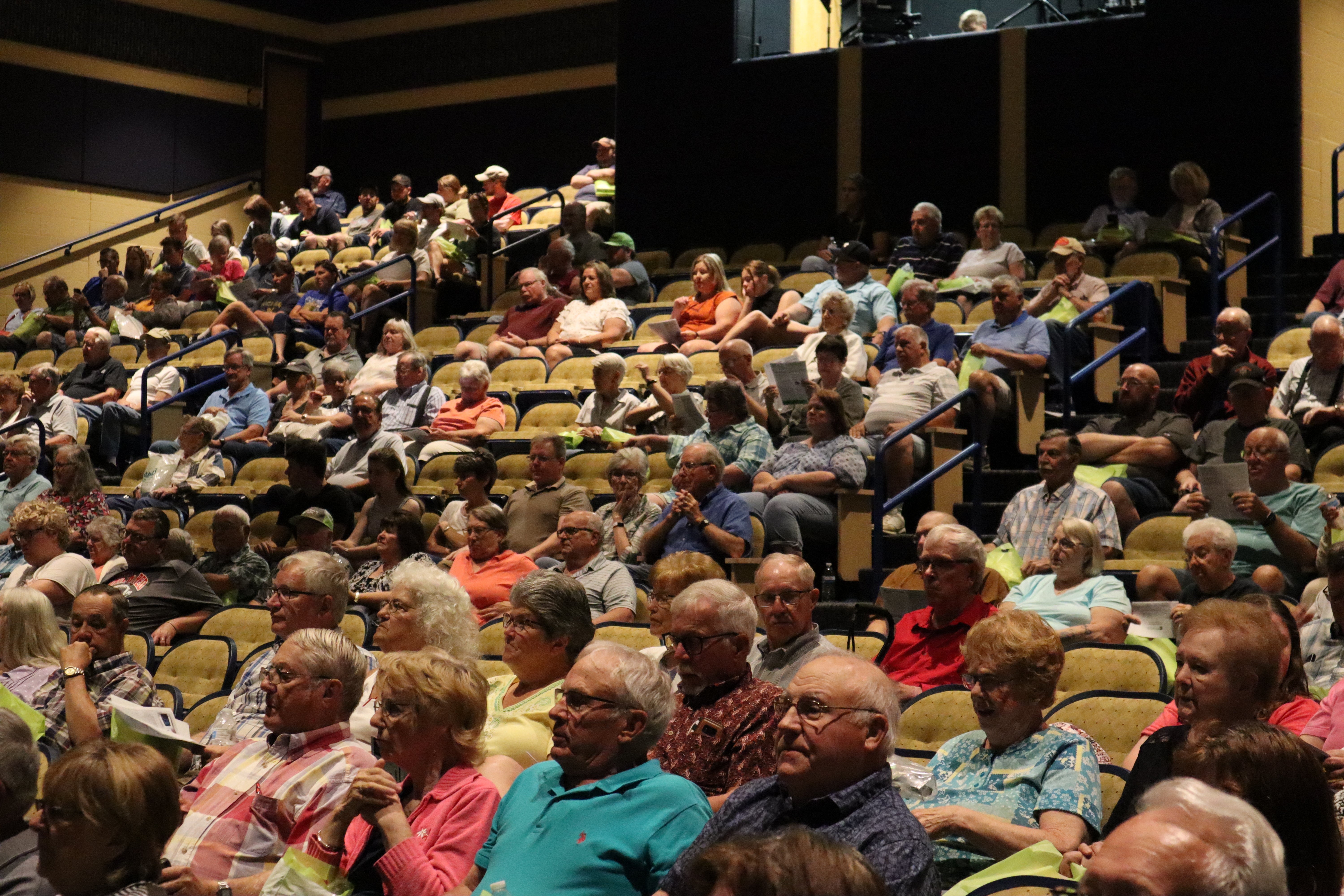 crowd at annual meeting