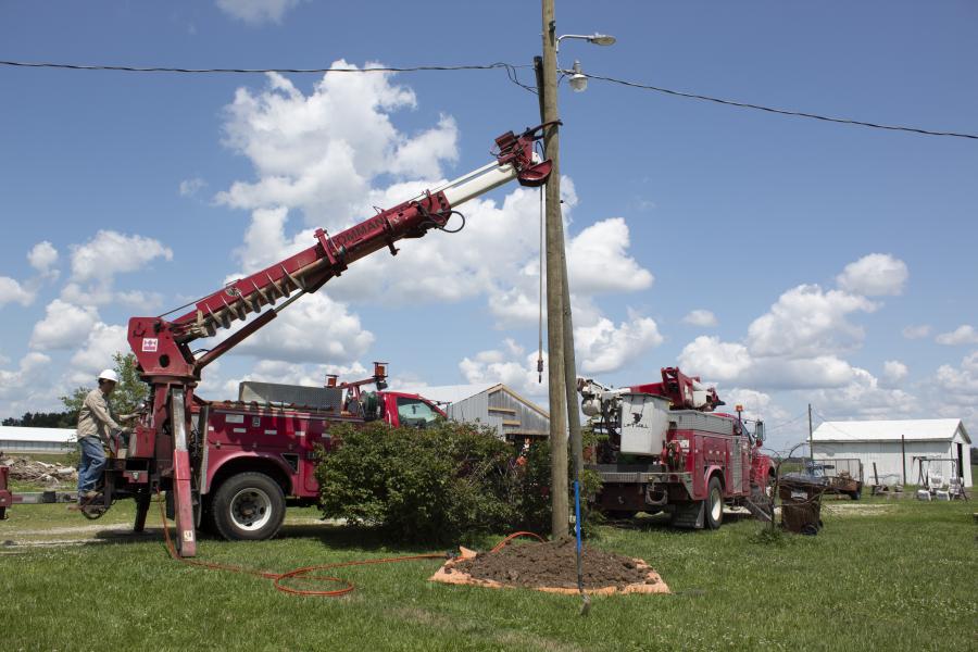 Midwest line crew working in truck